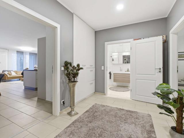Wohnung zum Kaufen in Bonn 449.000,00 EUR 122.85 m²