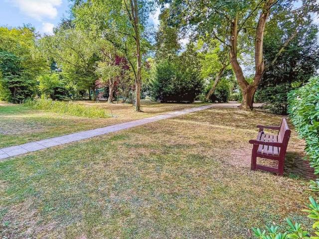 Wohnung zum Kaufen in Bad Homburg vor der Höhe 305.000,00 EUR 85 m²