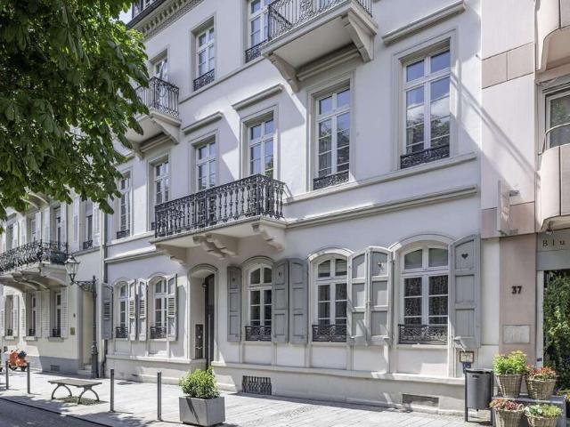 Wohnung zum Kaufen in Baden Baden 920.000,00 EUR 159 m²
