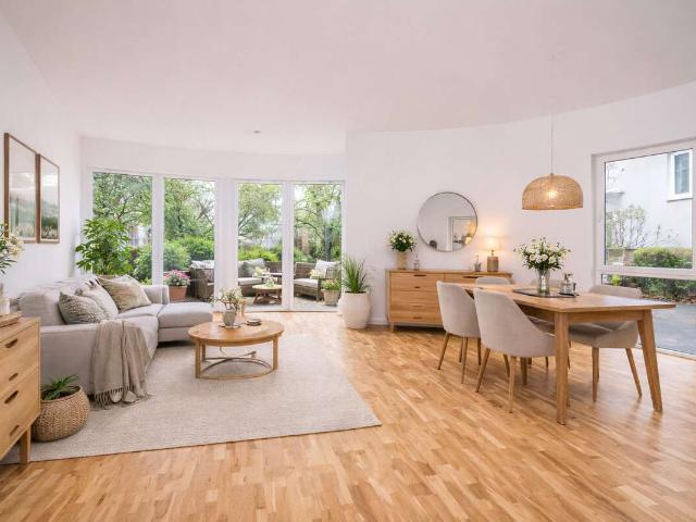 Wohnung zum Kaufen in Berlin Altglienicke 349.000,00 EUR 109.47 m²