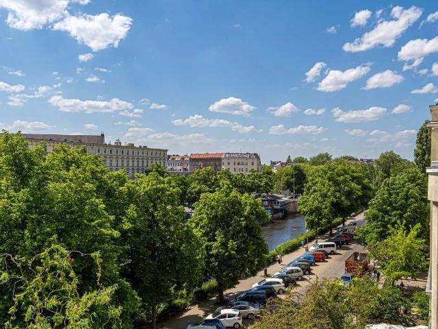 Wohnung zum Kaufen in Berlin, Kreuzberg 629.000,00 EUR 136.68 m²