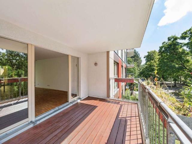 Wohnung zum Kaufen in Berlin Lichtenberg 645.000,00 EUR 103.27 m²