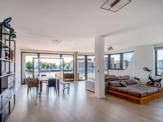 Wohnung zum Kaufen in Berlin 1.875.000,00 EUR 203 m²