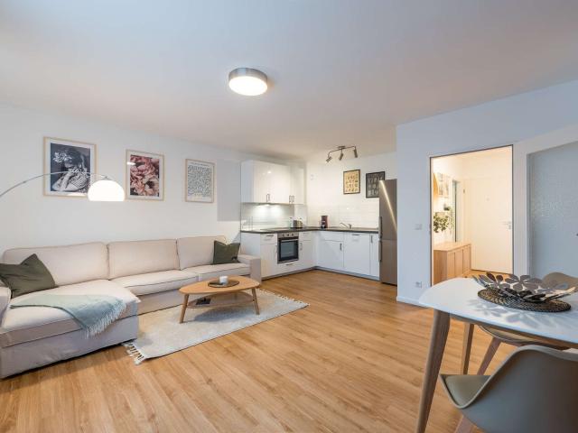 Wohnung zum Kaufen in Berlin 284.213,00 EUR 49.48 m²