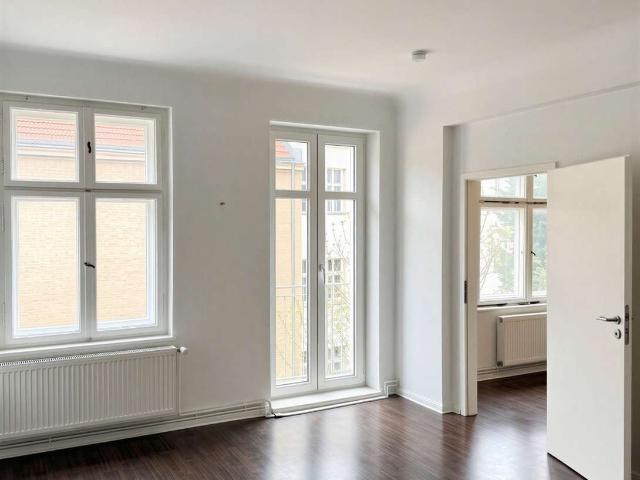 Wohnung zum Kaufen in Berlin 285.000,00 EUR 54.77 m²