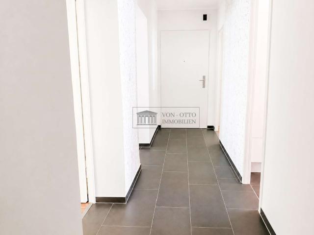Wohnung zum Kaufen in Berlin 299.999,00 EUR 84.06 m²