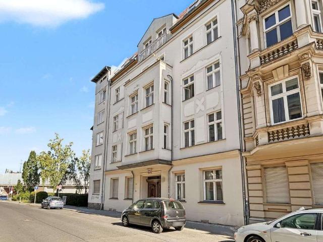 Wohnung zum Kaufen in Berlin 350.000,00 EUR 106.63 m²