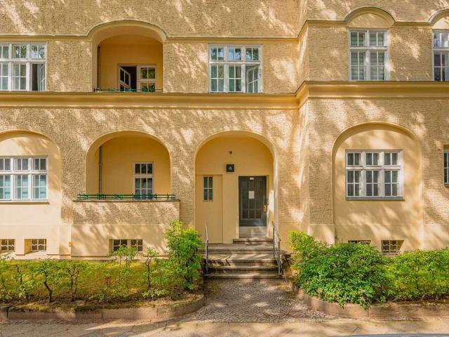 Wohnung zum Kaufen in Berlin 389.844,00 EUR 79.56 m²