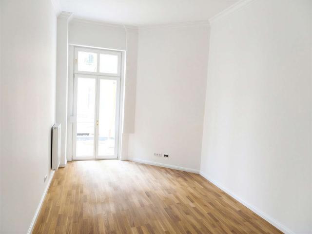 Wohnung zum Kaufen in Berlin 310.000,00 EUR 54.35 m²