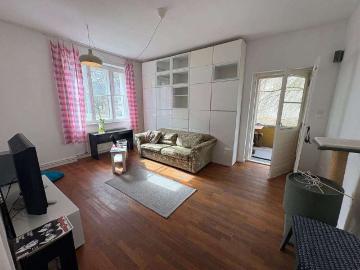 Etagenwohnung kaufen in Claszeile