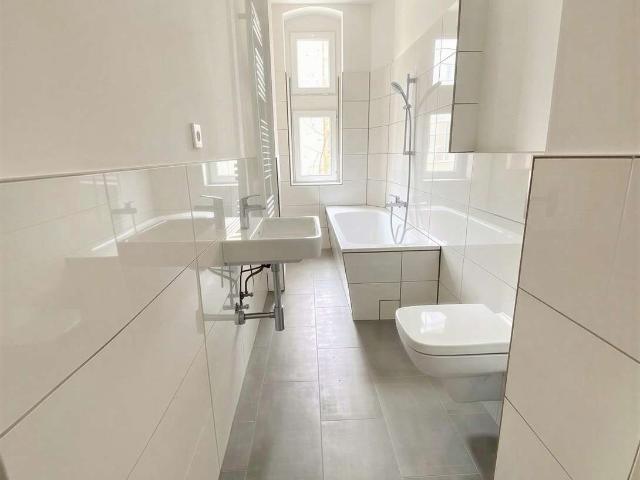 Wohnung zum Kaufen in Berlin 325.000,00 EUR 54.17 m²