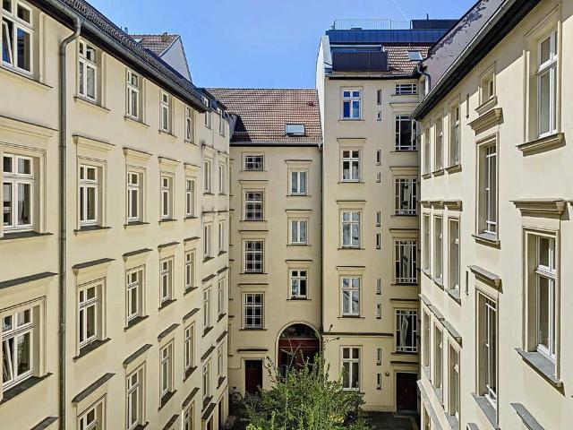 Wohnung zum Kaufen in Berlin 470.000,00 EUR 97.82 m²