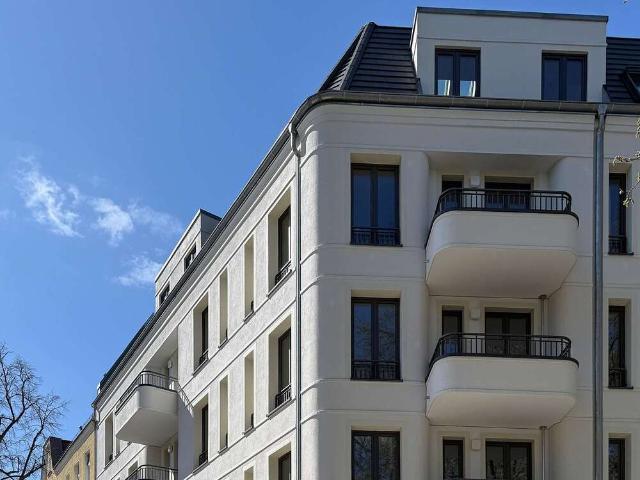 Wohnung zum Kaufen in Berlin 405.000,00 EUR 49.55 m²