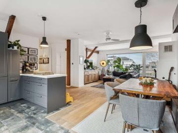 Etagenwohnung kaufen in Claszeile