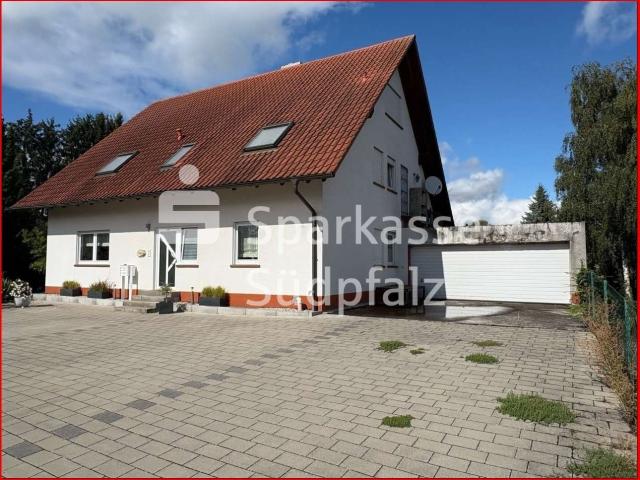 Wohnung zum Kaufen in Billigheim Ingenheim 349.000,00 EUR 117 m²