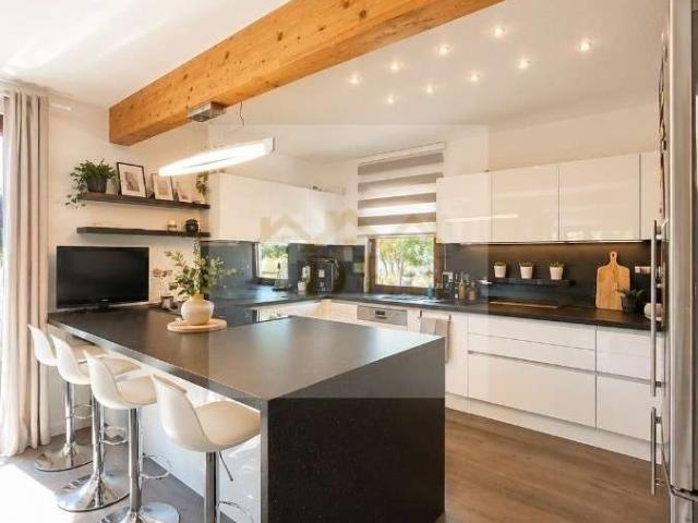 Wohnung zum Kaufen in Büdingen 289.000,00 EUR 122 m²