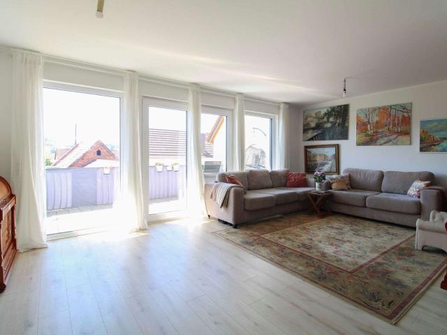Wohnung zum Kaufen in Goldbach 465.000,00 EUR 112.75 m²