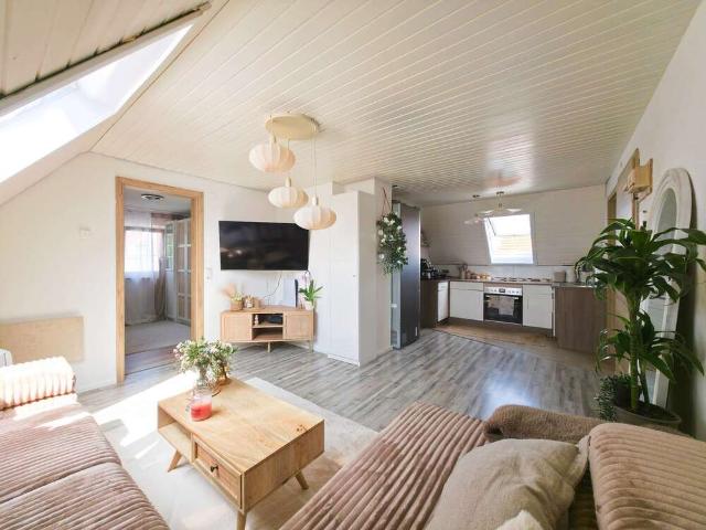 Wohnung zum Kaufen in Dettingen unter Teck 399.000,00 EUR 96 m²
