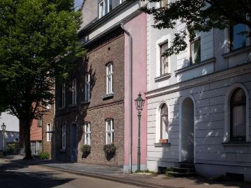 Etagenwohnung kaufen in Werner-Pfingst-Platz
