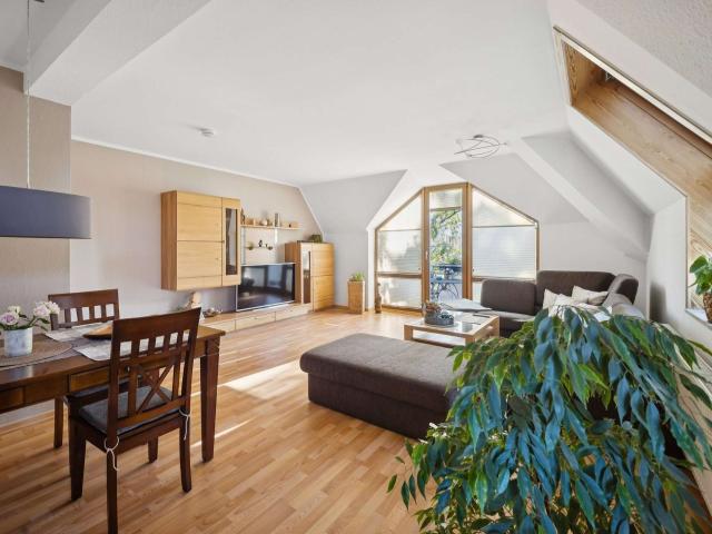 Wohnung zum Kaufen in Dresden 266.000,00 EUR 92 m²