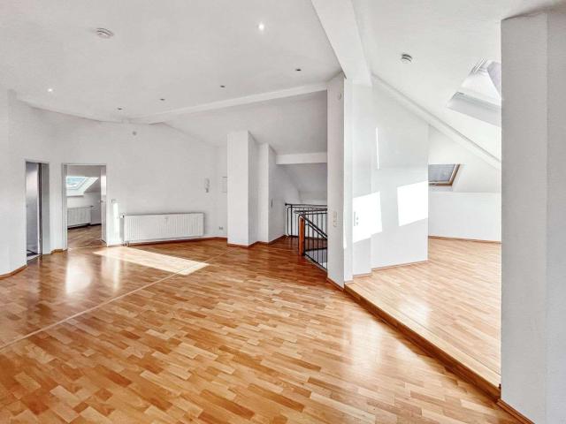 Wohnung zum Kaufen in Dresden 279.000,00 EUR 118 m²
