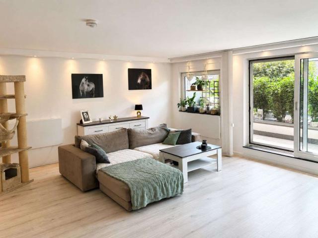 Wohnung zum Kaufen in Duisburg 275.000,00 EUR 90 m²