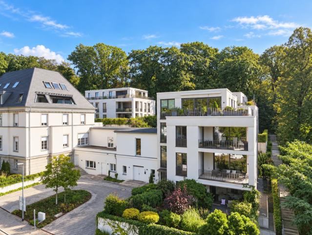 Wohnung zum Kaufen in Duisburg 525.000,00 EUR 112.63 m²