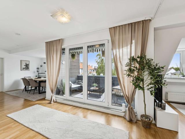 Wohnung zum Kaufen in Düsseldorf 418.000,00 EUR 82 m²