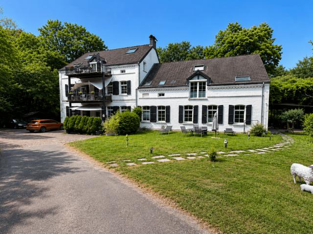 Wohnung zum Kaufen in Düsseldorf 649.000,00 EUR 159 m²
