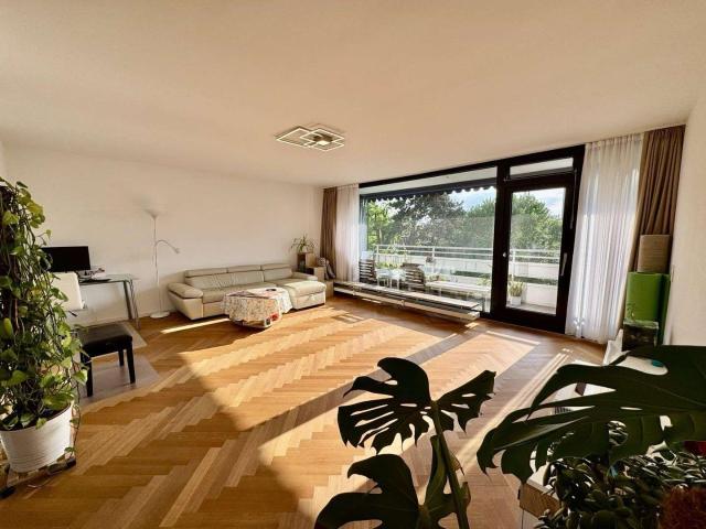 Wohnung zum Kaufen in Düsseldorf 665.000,00 EUR 120 m²