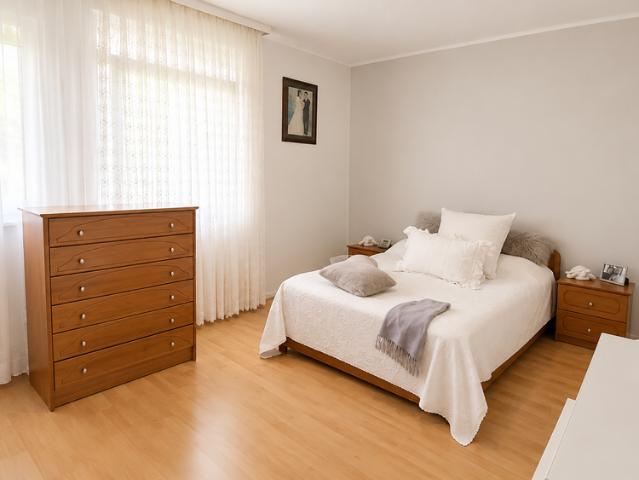 Wohnung zum Kaufen in Düsseldorf 665.000,00 EUR 219.29 m²
