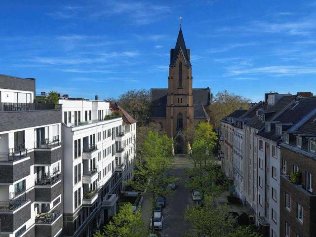 Wohnung zum Kaufen in Düsseldorf 679.000,00 EUR 90.2 m²
