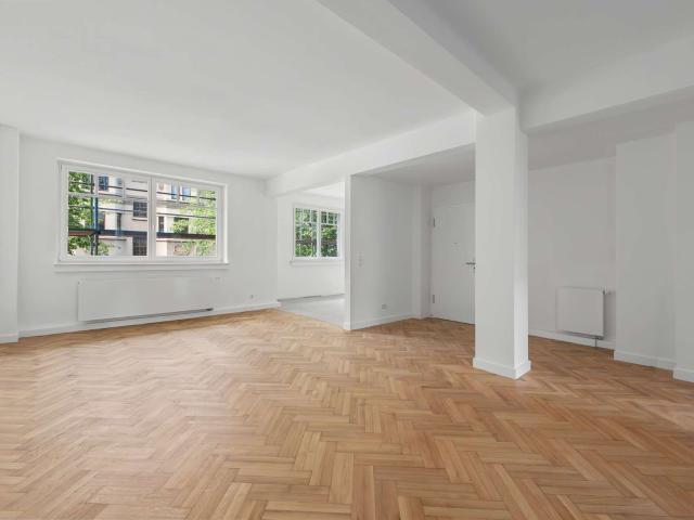 Wohnung zum Kaufen in Düsseldorf 695.000,00 EUR 84.59 m²