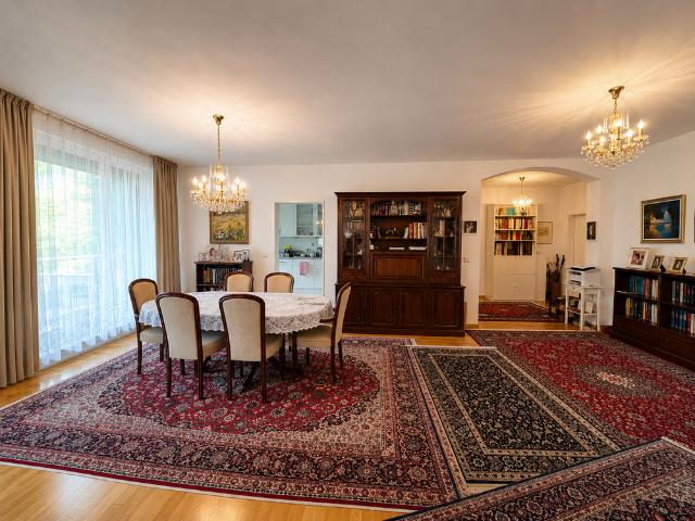 Wohnung zum Kaufen in Düsseldorf 699.000,00 EUR 141.67 m²