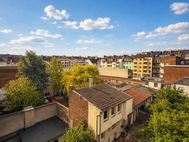 Wohnung zum Kaufen in Düsseldorf 720.000,00 EUR 200 m²