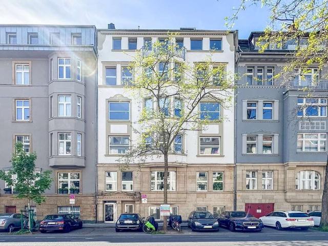 Wohnung zum Kaufen in Düsseldorf 785.000,00 EUR 164.49 m²
