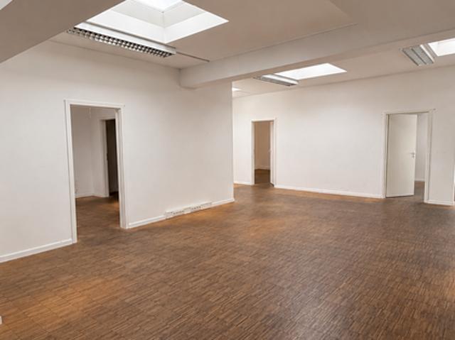 Wohnung zum Kaufen in Düsseldorf 825.000,00 EUR 240.22 m²