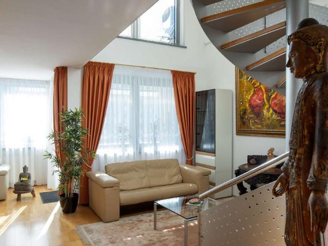 Wohnung zum Kaufen in Düsseldorf 949.000,00 EUR 146 m²