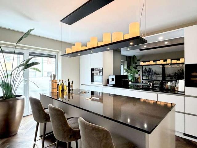 Wohnung zum Kaufen in Düsseldorf 990.000,00 EUR 110 m²