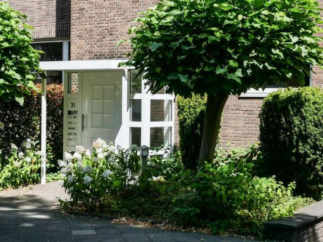 Wohnung zum Kaufen in Düsseldorf 1.200.000,00 EUR 160 m²