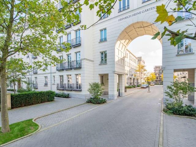 Wohnung zum Kaufen in Düsseldorf 1.450.000,00 EUR 197 m²