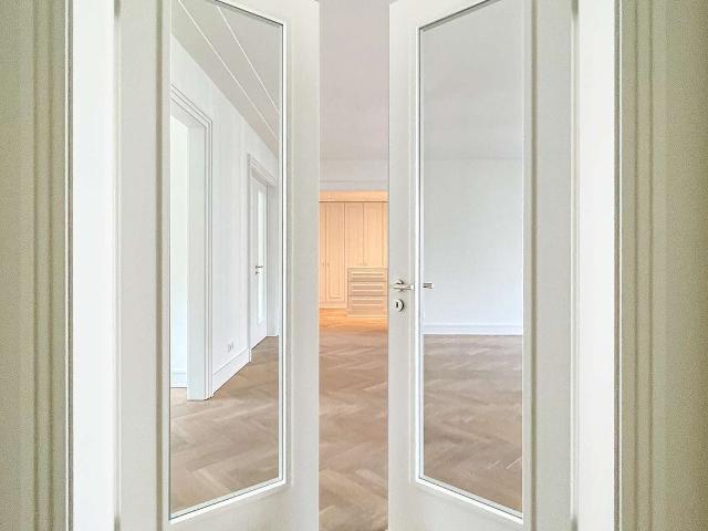 Wohnung zum Kaufen in Düsseldorf 1.495.000,00 EUR 158 m²