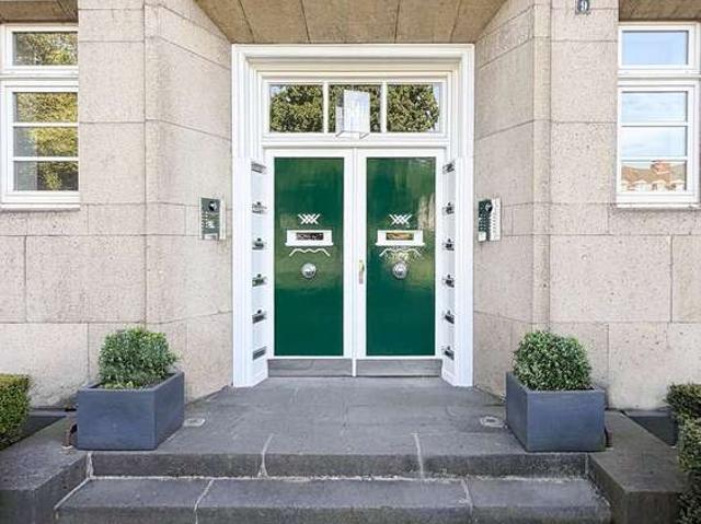 Wohnung zum Kaufen in Düsseldorf 1.750.000,00 EUR 208 m²