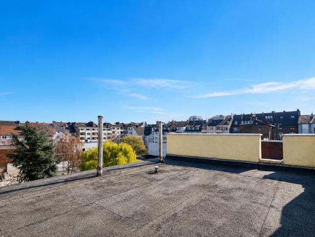Wohnung zum Kaufen in Düsseldorf 264.000,00 EUR 88 m²