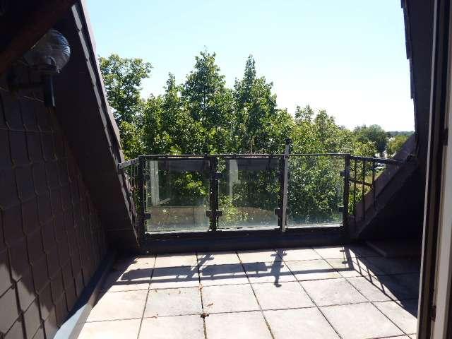 Wohnung zum Kaufen in Düsseldorf 270.000,00 EUR 92.65 m²