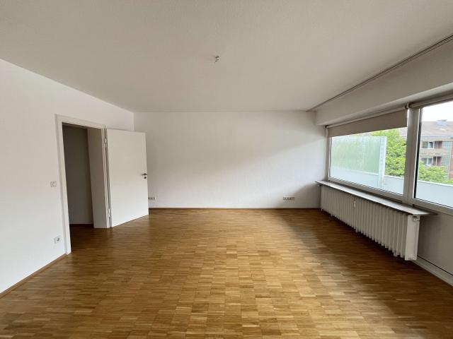 Wohnung zum Kaufen in Düsseldorf 279.000,00 EUR 69.99 m²
