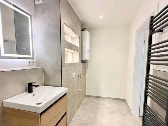 Wohnung zum Kaufen in Düsseldorf 329.900,00 EUR 66.01 m²