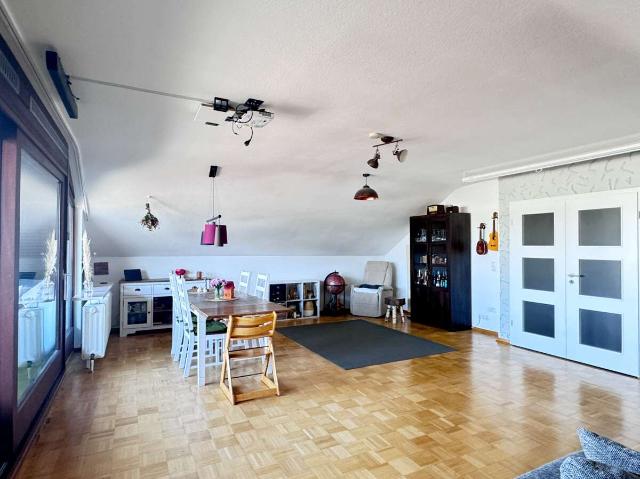 Wohnung zum Kaufen in Düsseldorf 339.000,00 EUR 93 m²