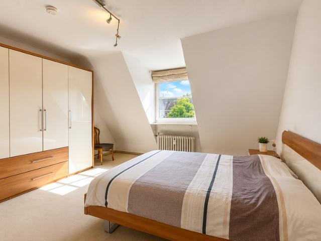 Wohnung zum Kaufen in Düsseldorf 345.000,00 EUR 91 m²