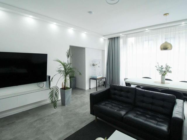 Wohnung zum Kaufen in Düsseldorf 379.000,00 EUR 90.3 m²